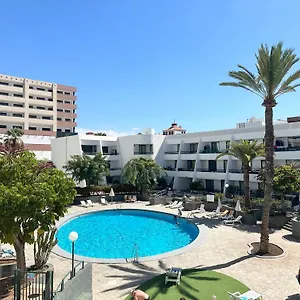2the Location - Americas & Parking Apartment