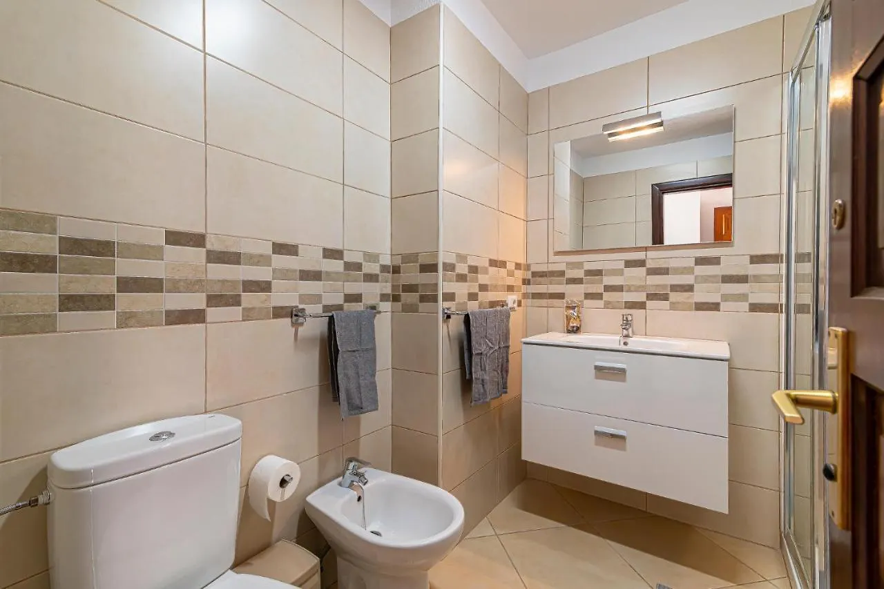 Apartment Go2Tenerife Apart'Elisa Near The Beach & Pool View Playa de las Americas